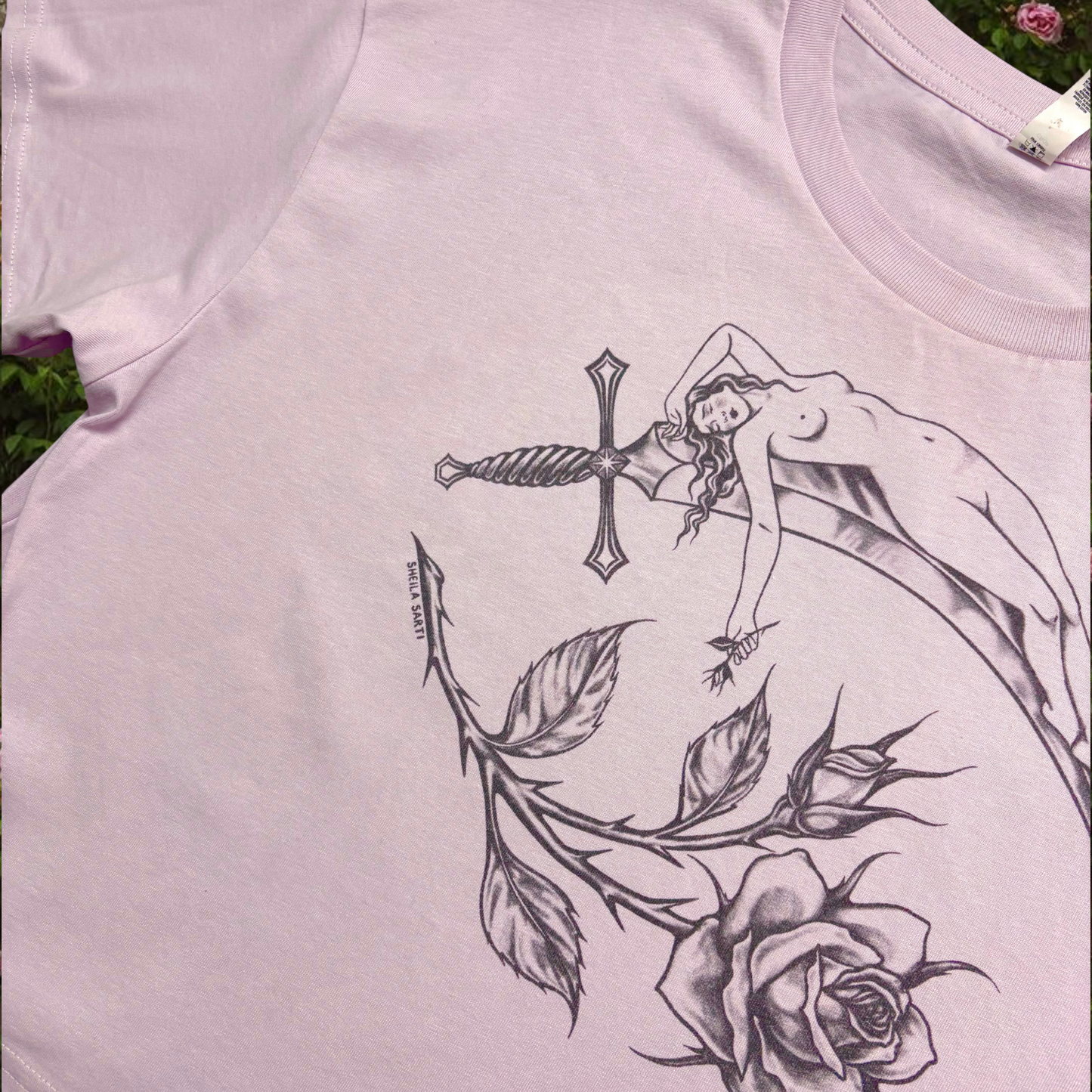 L - SAMPLE Sharp as a Woman, Dark Print Crop