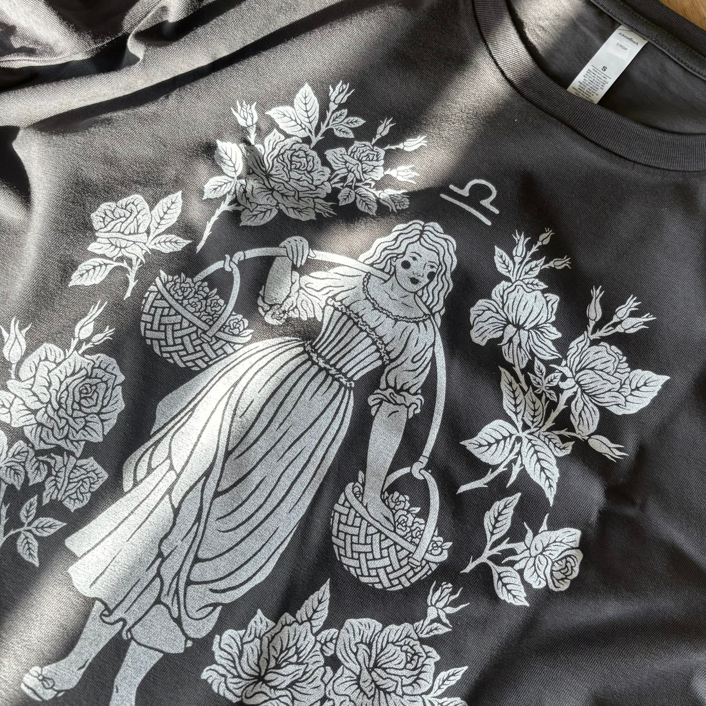 Libra Crop & Tee